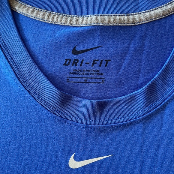 Kentucky Dri-Fit Shirt Men’s Medium - Picture 4 of 4